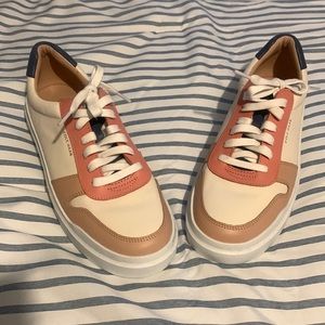 Cole Hana. Women’s Sneakers!